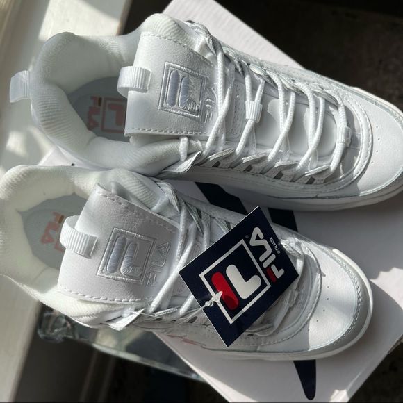 New in box Fila Women's Disruptor 2 Script White/Pink size 7 - Picture 2 of 4